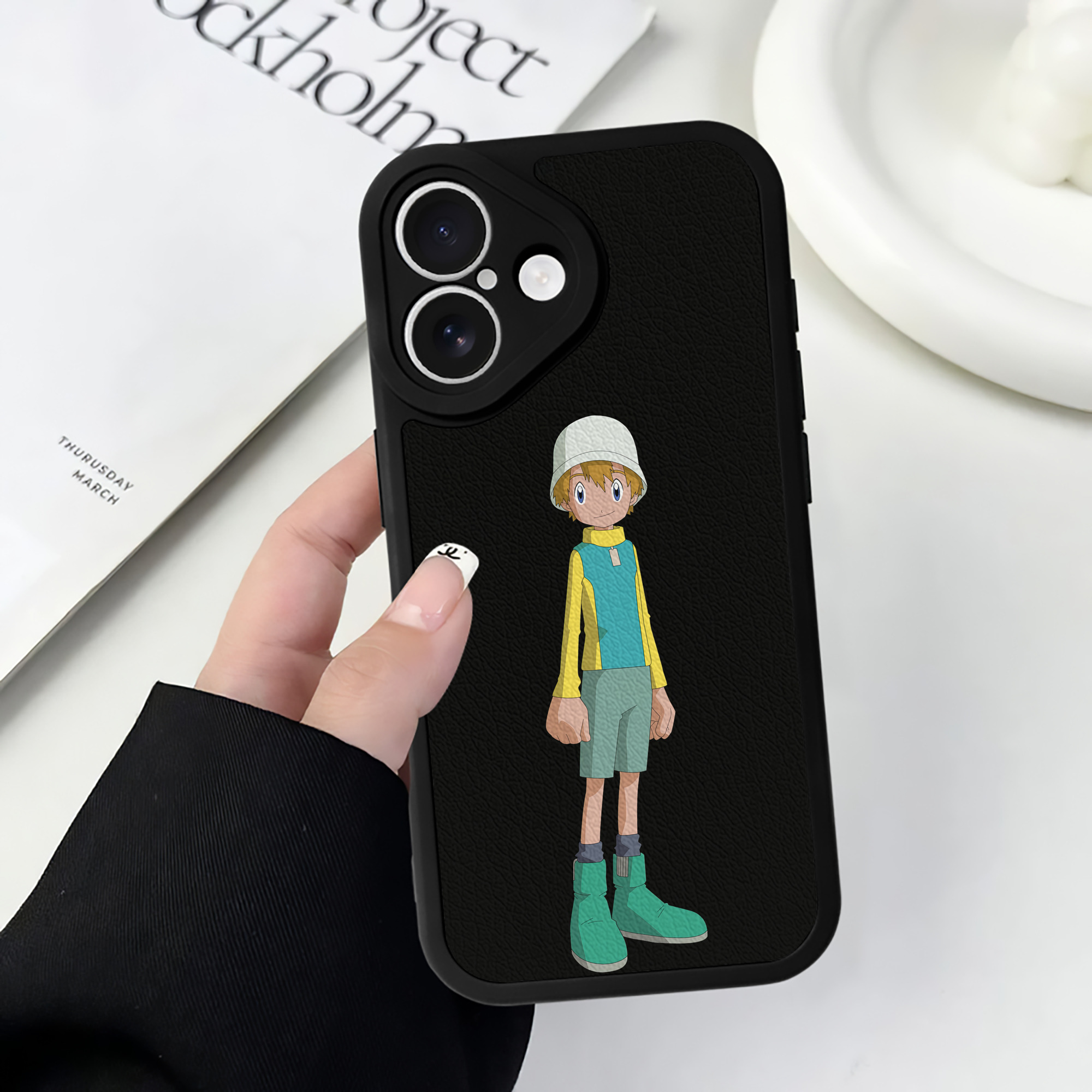 （画像用） Digimon デジタルモンスター/デジモン 【iPhone 16シリーズ対応】シリコンスマホケース（レザー調） 材質：シリコン